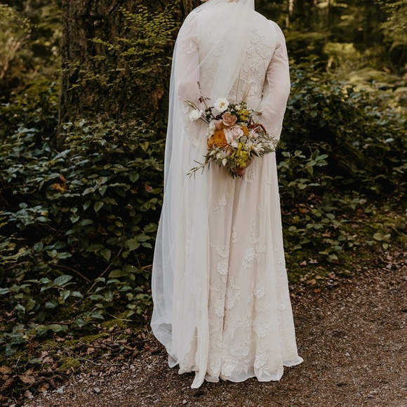 BHLDN Nassau Long-Sleeve Deep-V Embroidered Side-Slit Wedding Gown - Picture 5 of 5
